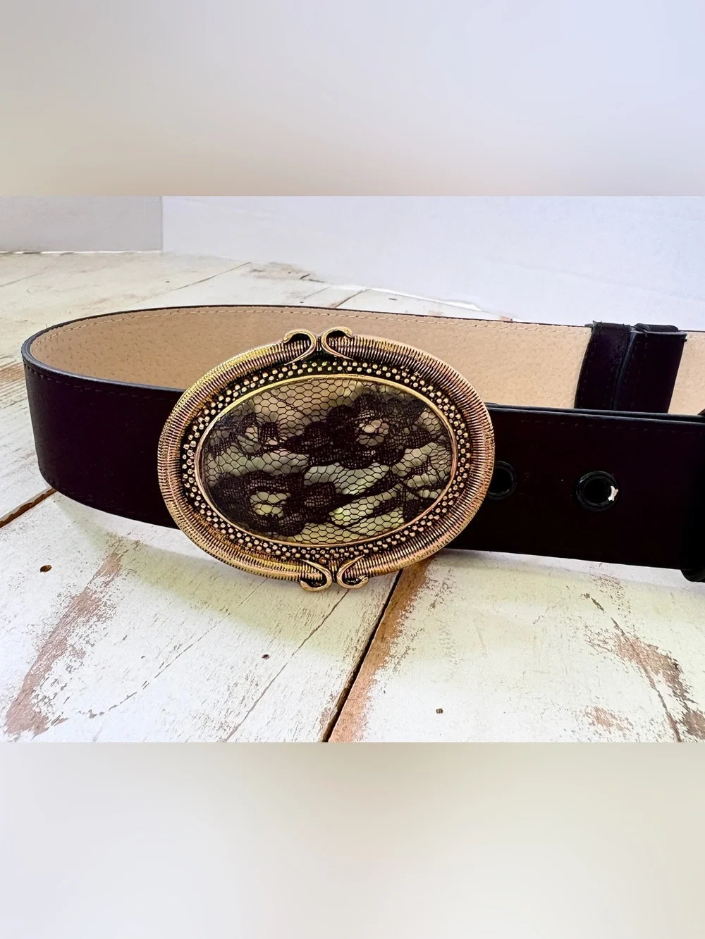 Chico’s vintage Y2K satin leather belt with oval gold gem buckle lace sz S/M EUC